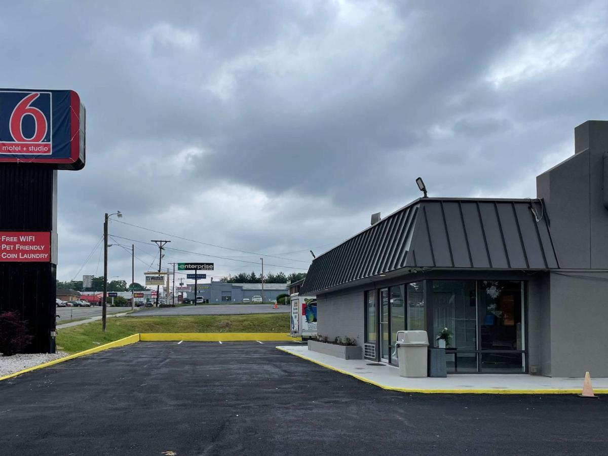Motel 6 Wytheville Va Екстериор снимка