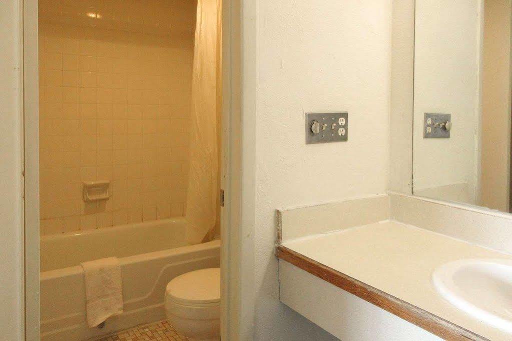 Motel 6 Wytheville Va Екстериор снимка